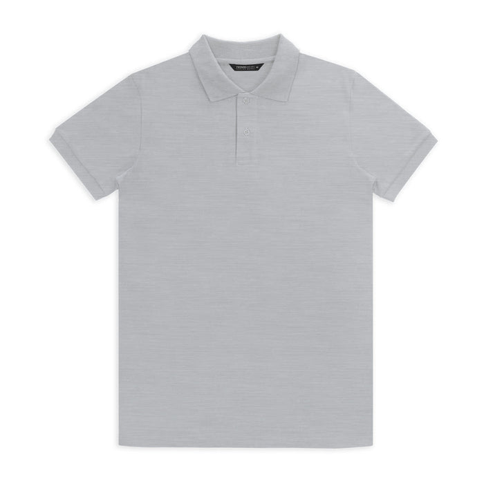 TRENDSWEAR Carter Men's Polo - A light grey polo shirt with a classic collar and short sleeves, featuring a logo on the chest.