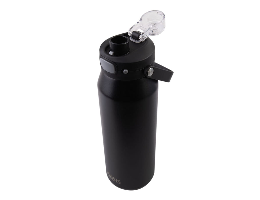 Oasis Capri 1L Vacuum Quick Release Lid Bottle - A drink bottle in matte black with a clear quick-release lid and a side handle, featuring a logo.