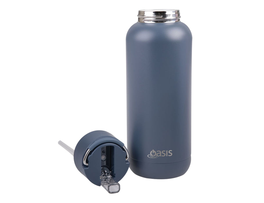 Oasis Moda 1L Vacuum Bottle - A drink bottle in matte navy blue, featuring a stainless steel lid and a removable straw. It has a logo.