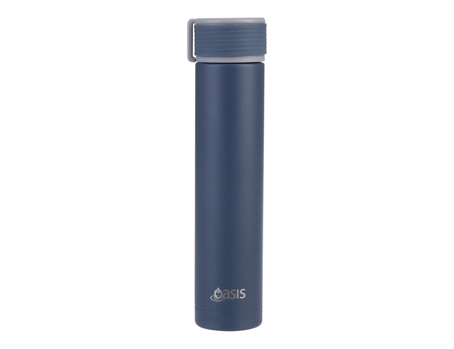 Oasis 250ml Insulated "Skinny Mini" Drink Bottle - A drink bottle in navy blue with a grey lid and a small logo on the front.