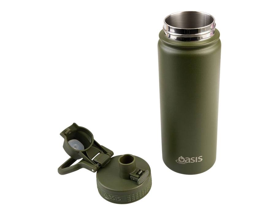 Oasis Challenger 550ml Vacuum Quick Release Cap Bottle - A drink bottle in olive green with a vacuum design and a quick-release cap. It features a logo on the body.