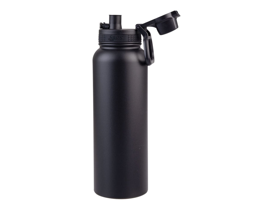 Oasis Challenger 1.1L Vacuum Quick Release Cap Bottle - A drink bottle with a matte black finish, featuring a quick-release cap and a handle. It has a logo visible.