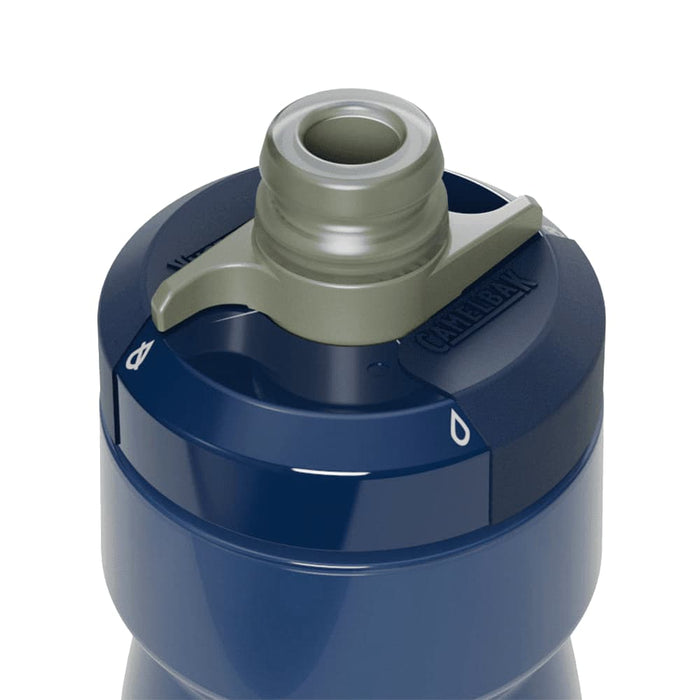 CamelBak - Podium 0.7L - A drink bottle with a dark blue body and a grey cap, featuring a built-in spout and a logo.