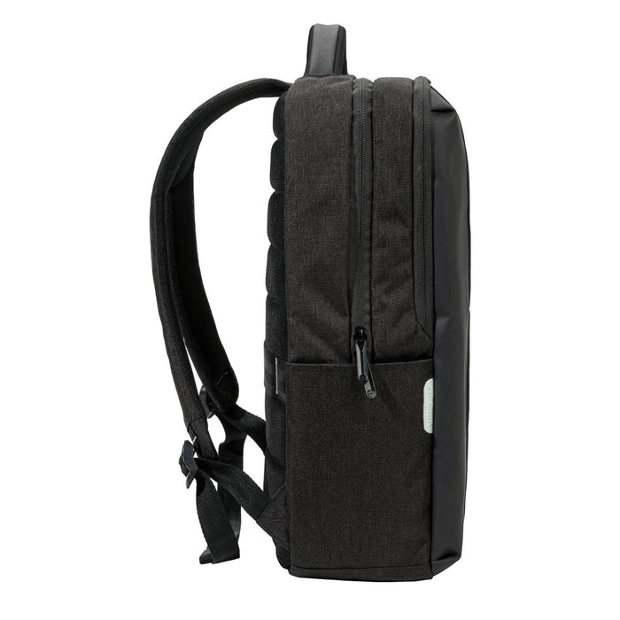 Swissdigital Arosa Backpack - A black Swissdigital Arosa Backpack featuring padded straps and a side pocket, with a sleek, modern design.